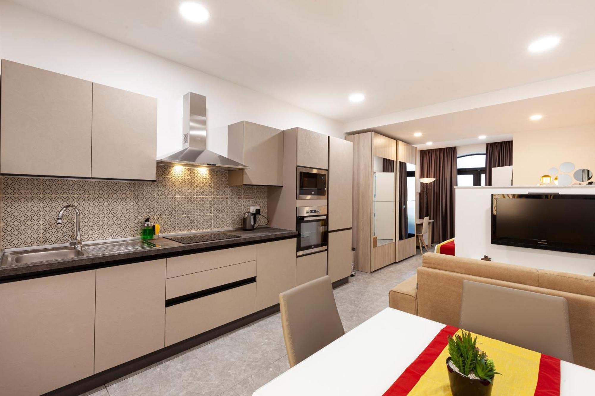 Modern & Lovely Studio - Prime Location Saint Julian's エクステリア 写真